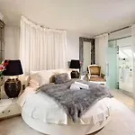 Kanonicza 22 4* Kraków
