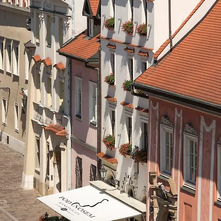 Ξενοδοχείο με διαμερίσματα Kanonicza 22 4*