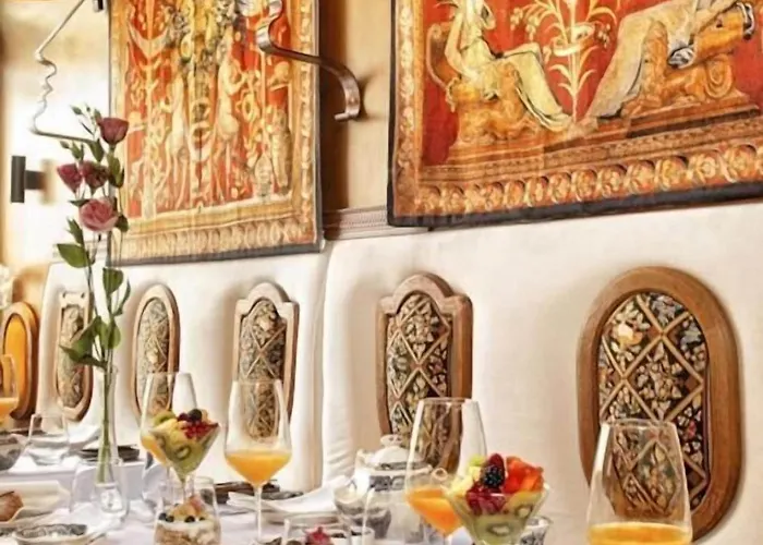 カノニキーザ 22 アパートホテル 4*