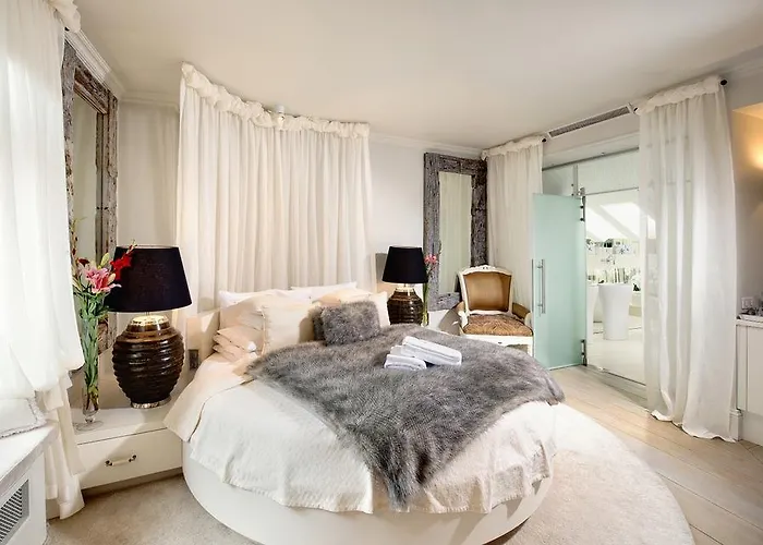 Kanonicza 22 Lägenhetshotell 4*